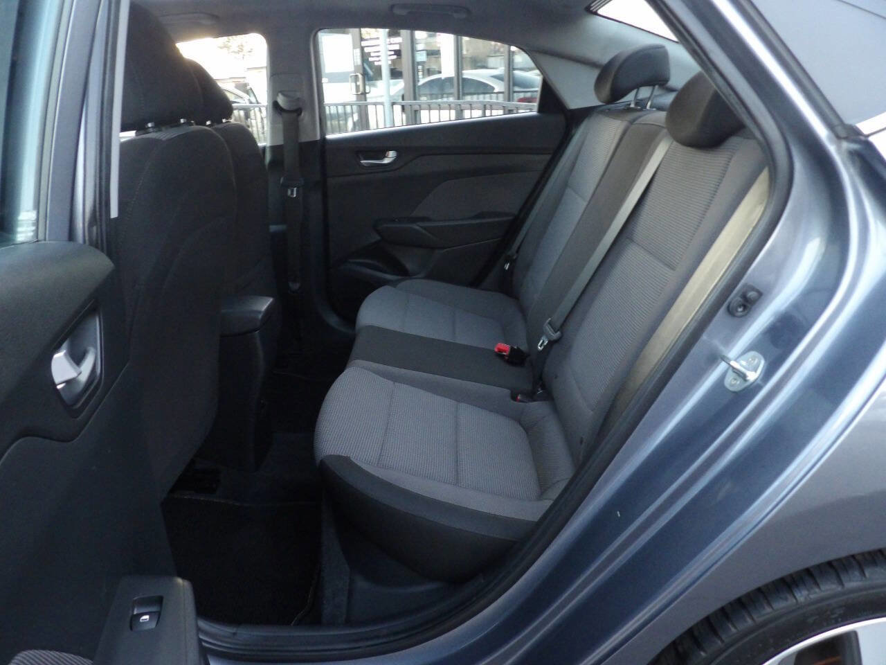 Used 2019 Hyundai Accent Limited image 11