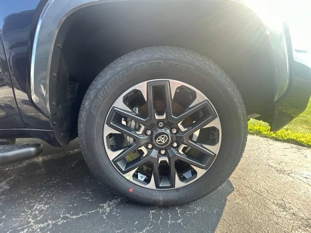 New 2026 Toyota Tundra Limited AWD/4WD image 3