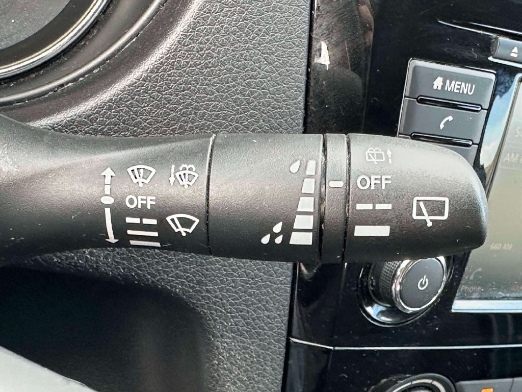 Used 2020 Nissan Rogue Sport S w/ Appearance Package AWD/4WD image 19
