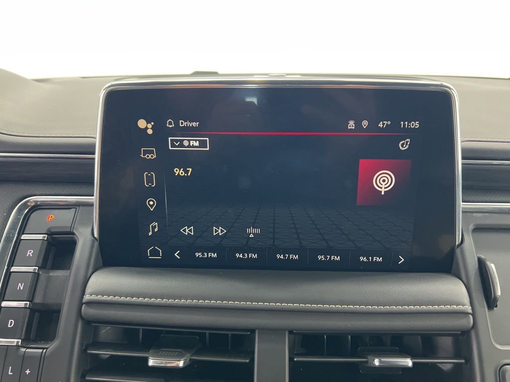 Used 2024 GMC Yukon SLT image 12