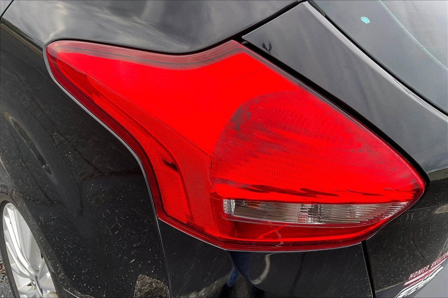 Used 2018 Ford Focus Titanium w/ Titanium Technology Package FWD image 25
