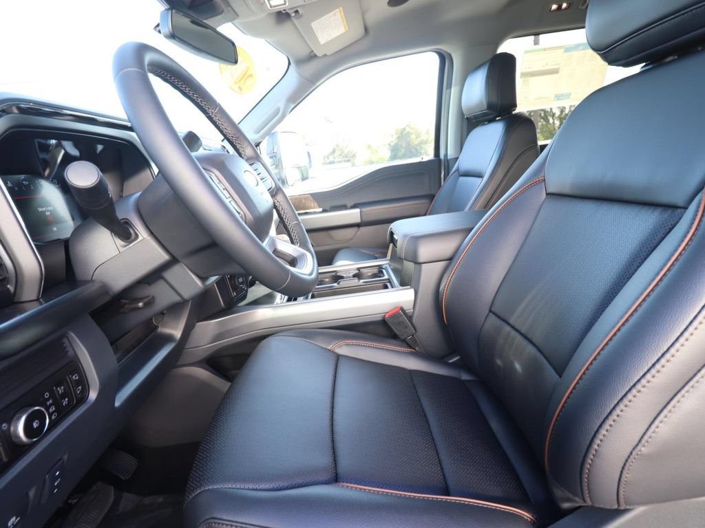 New 2026 Ford F250 4x4 Crew Cab Super Duty image 2