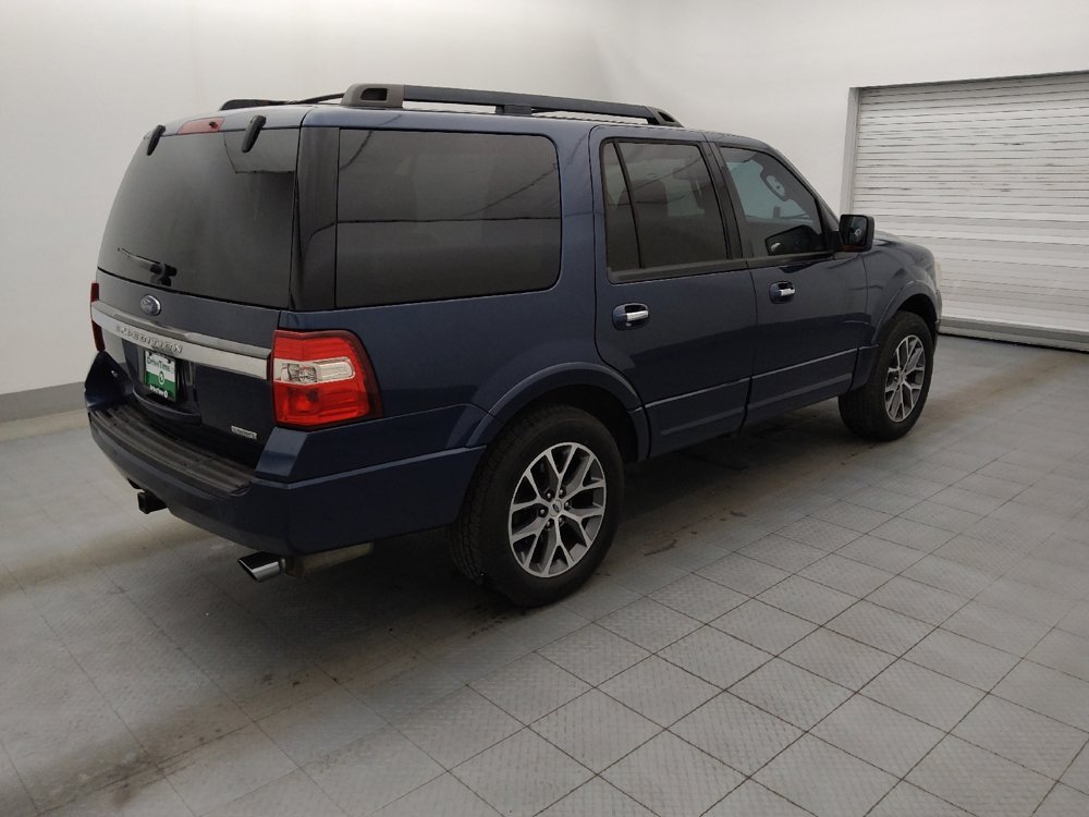 Used 2017 Ford Expedition XLT w/ Equipment Group 202A RWD image 10
