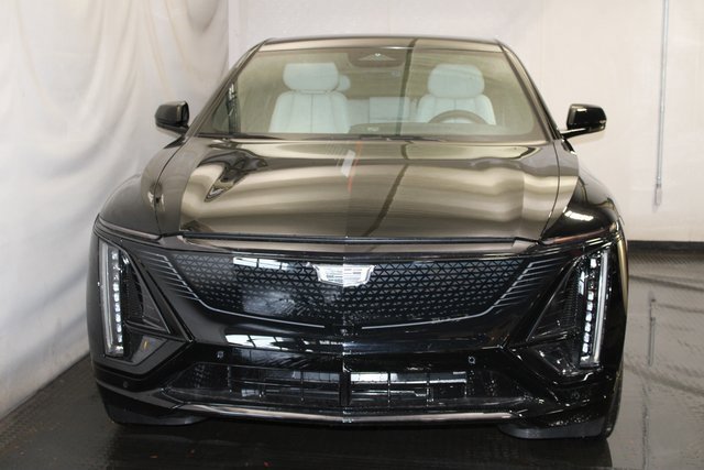 New 2026 Cadillac Lyriq Sport image 3