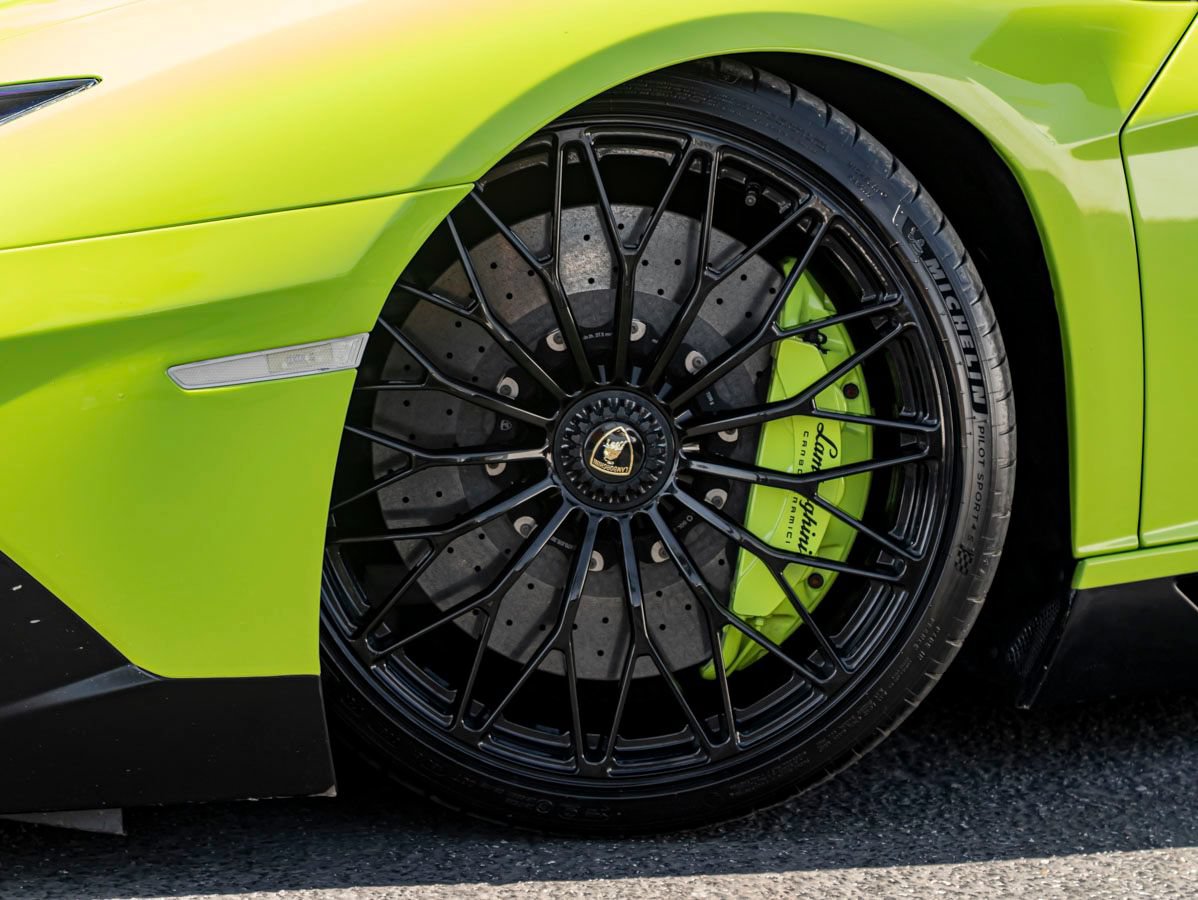 Used 2016 Lamborghini Aventador LP 750-4 Superveloce AWD/4WD image 13