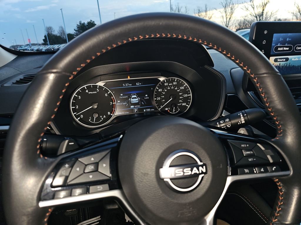 Used 2023 Nissan Altima 2.5 SR w/ SR Premium Package image 34