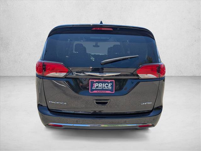 Used 2020 Chrysler Pacifica Limited FWD image 7