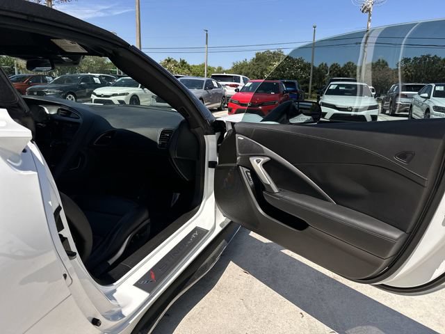 Used 2014 Chevrolet Corvette Stingray Convertible w/ 3LT Preferred Equipment Group RWD image 23