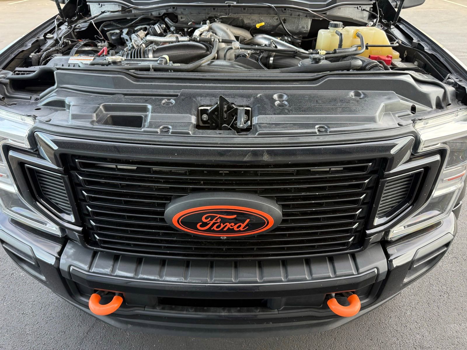 Used 2022 Ford F450 Platinum w/ FX4 Off-Road Package AWD/4WD image 43