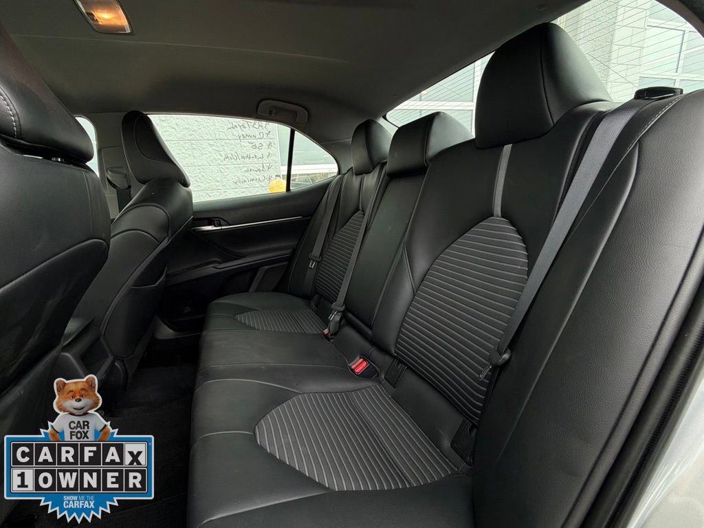Used 2022 Toyota Camry SE FWD image 21