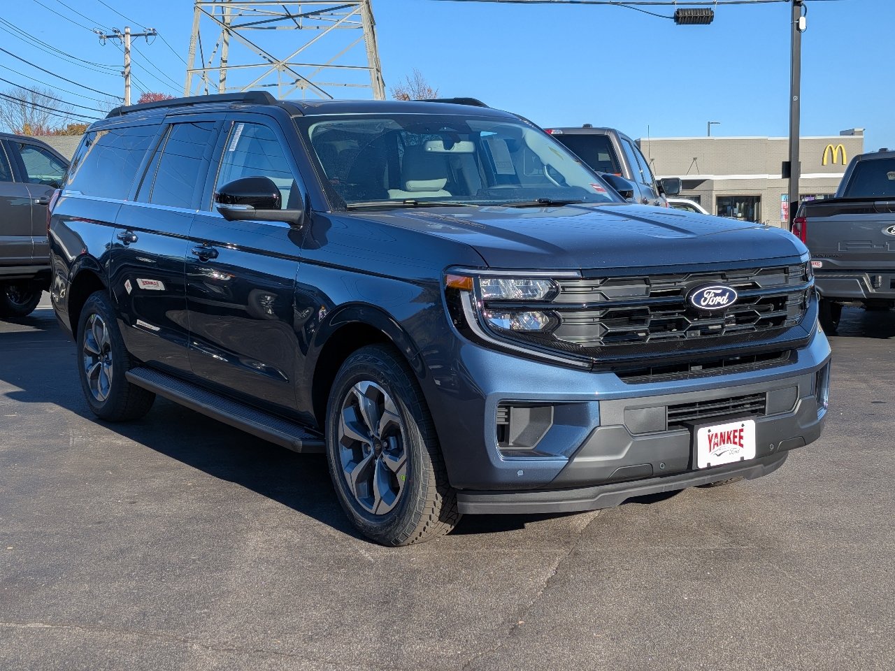 New 2027 Ford Expedition Max Active AWD/4WD image 1