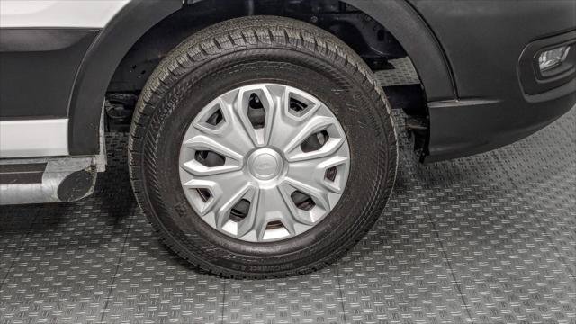Used 2024 Ford Transit 250 Low Roof w/ Exterior Upgrade Package RWD image 28