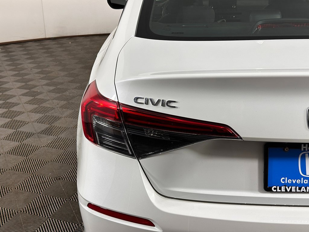 Used 2023 Honda Civic Sport image 12