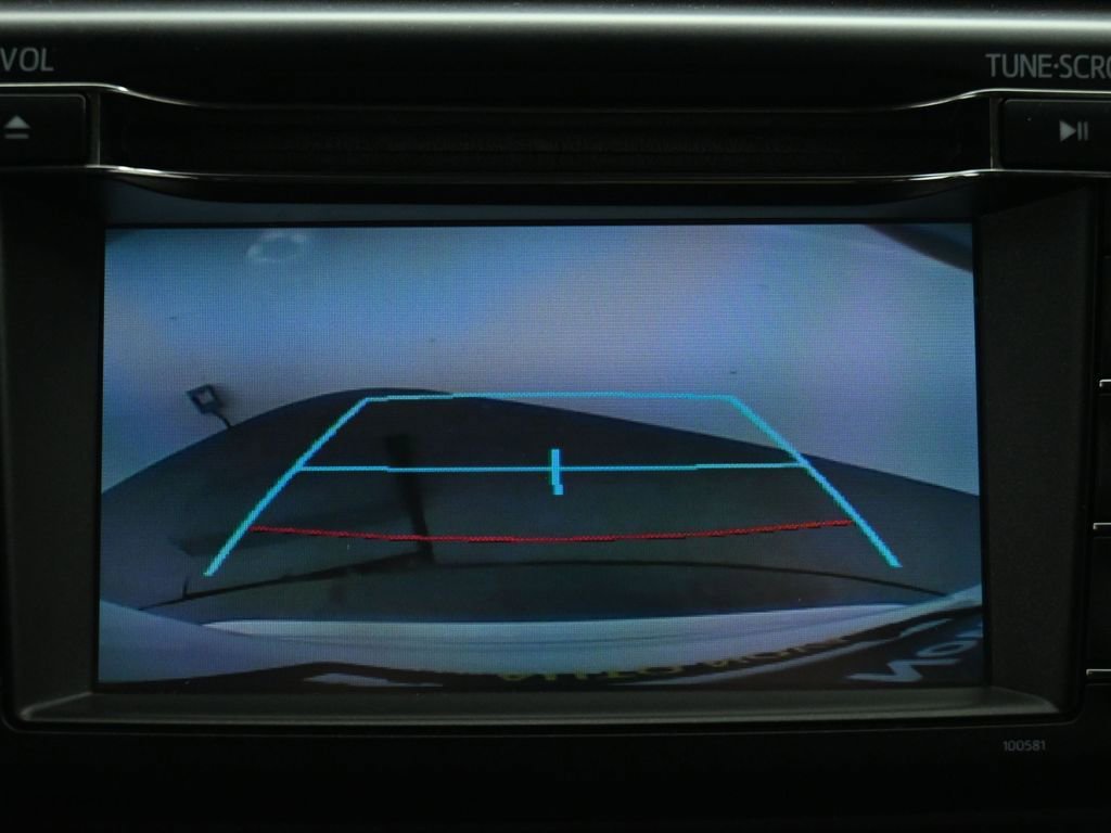 Used 2016 Toyota RAV4 LE image 28