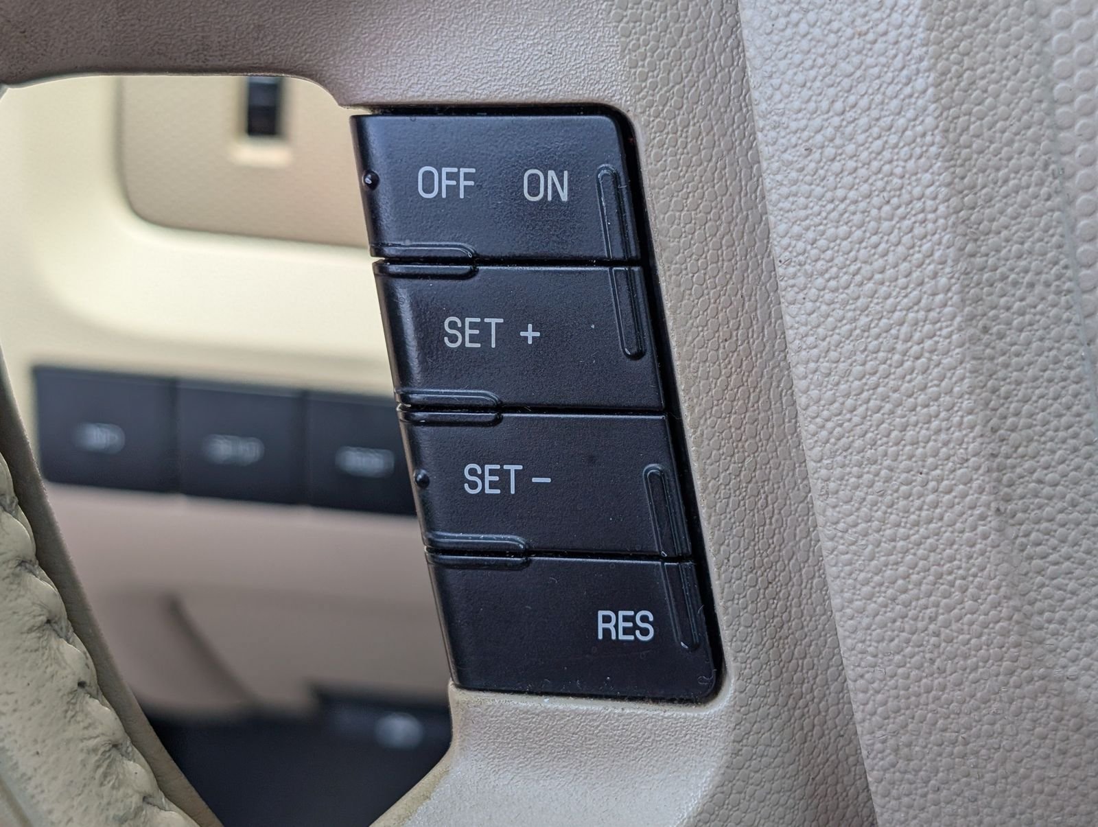 Used 2012 Ford Escape Limited FWD image 22