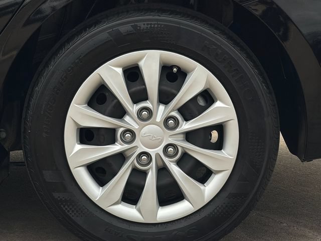 Used 2024 Kia Forte LX FWD image 29