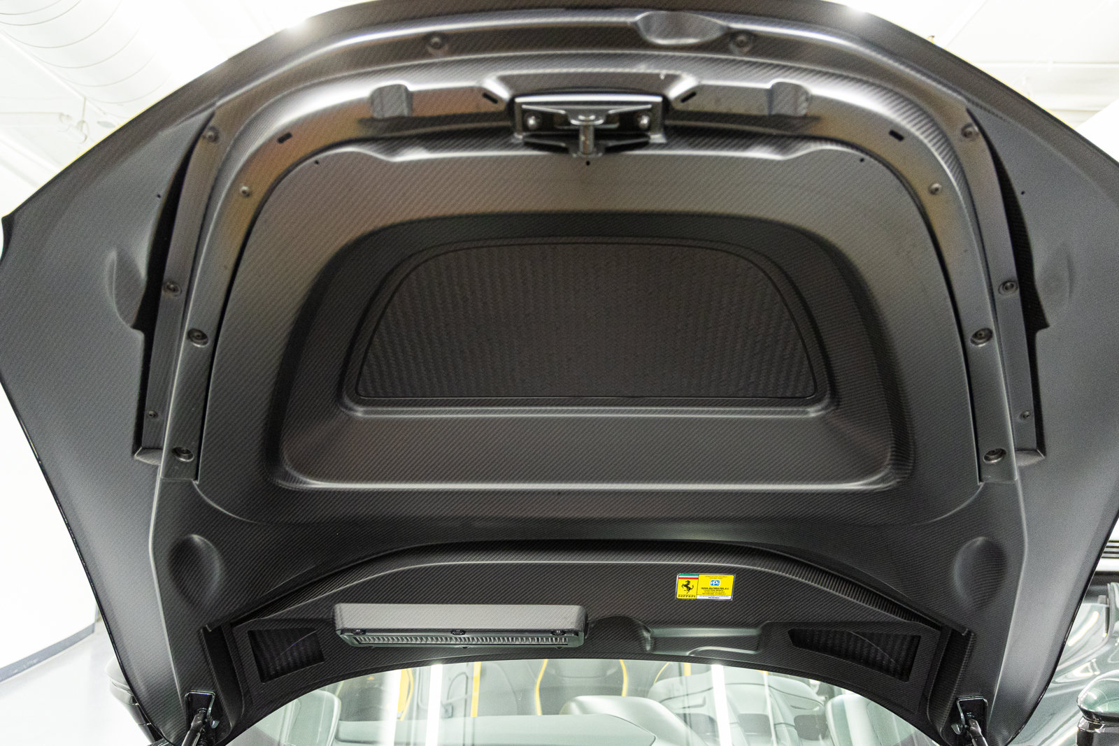 Used 2025 Ferrari SF90 Spider AWD/4WD image 67