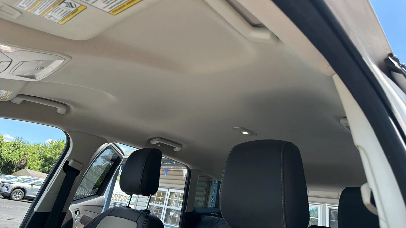Used 2019 Ford Escape SEL AWD/4WD image 25