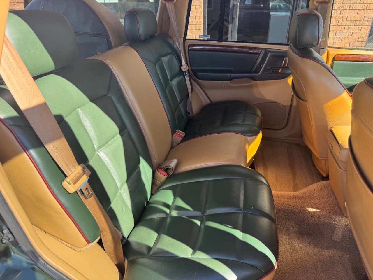 Used 1996 Jeep Grand Cherokee Limited image 21