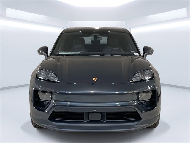 New 2025 Porsche Macan 4 Electric image 10