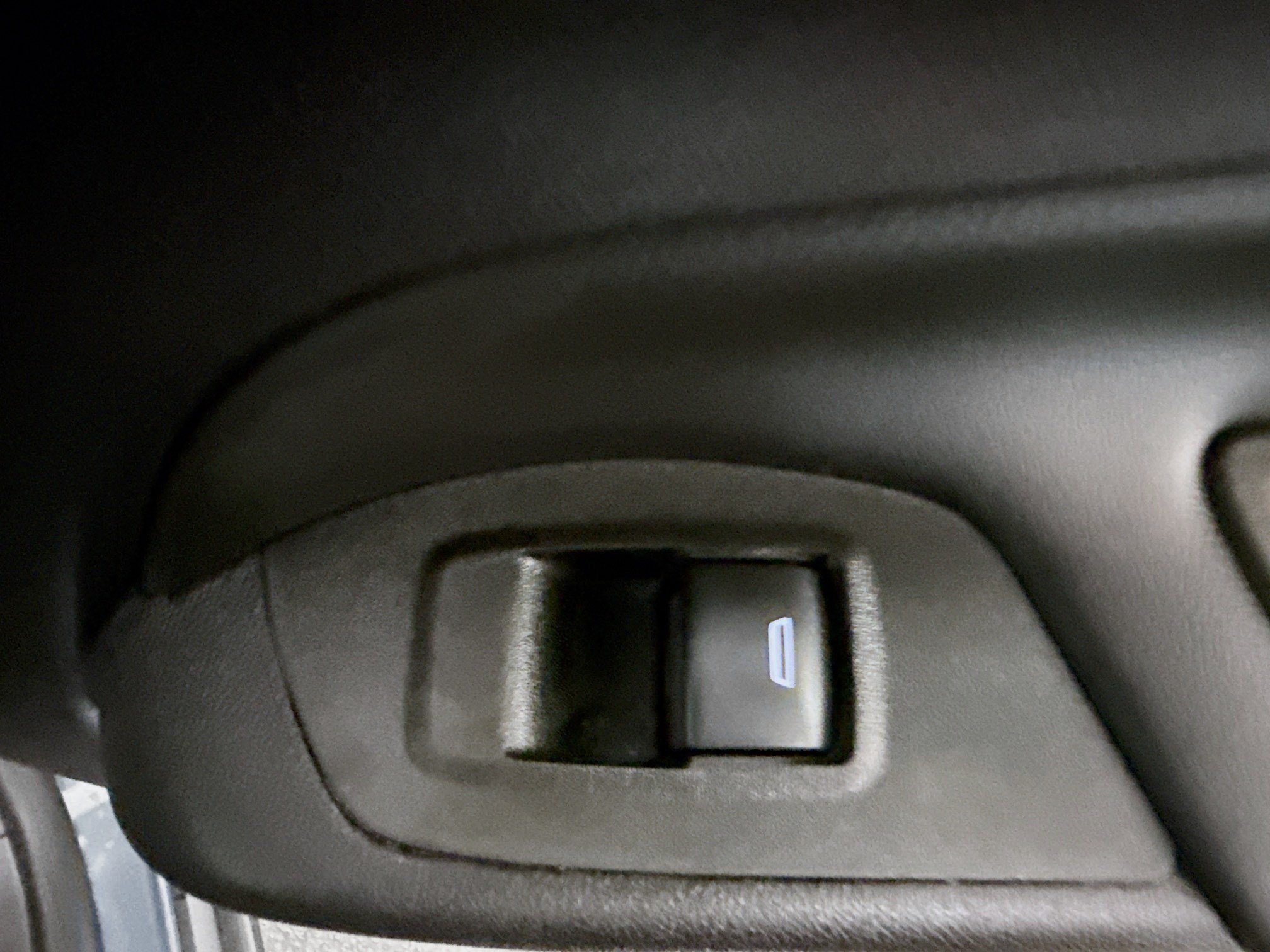 Used 2024 Chevrolet Equinox LT FWD image 31