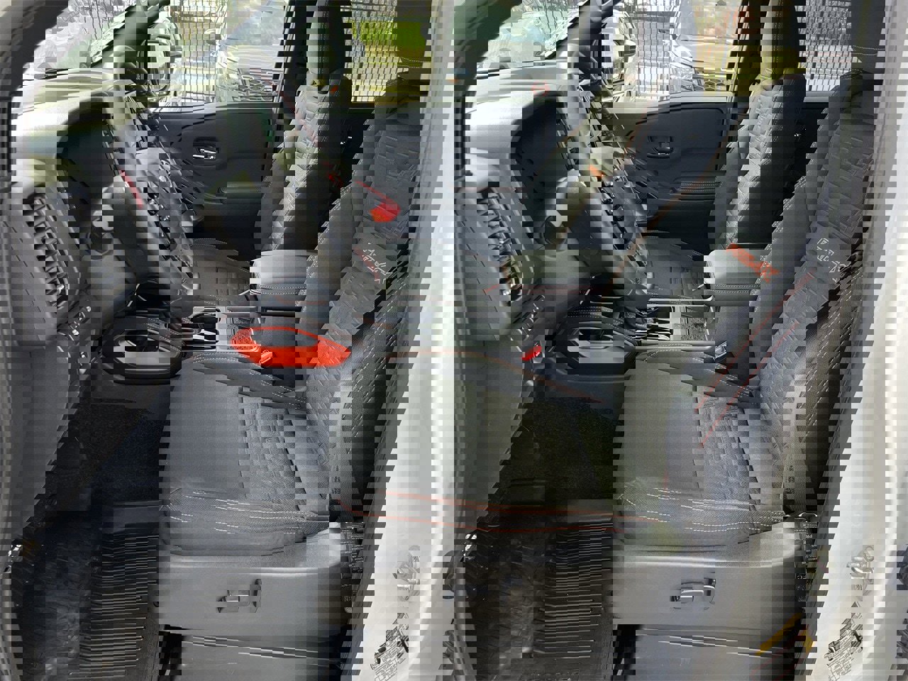 Certified 2023 Nissan Frontier PRO-4X w/ Pro Convenience Package image 13