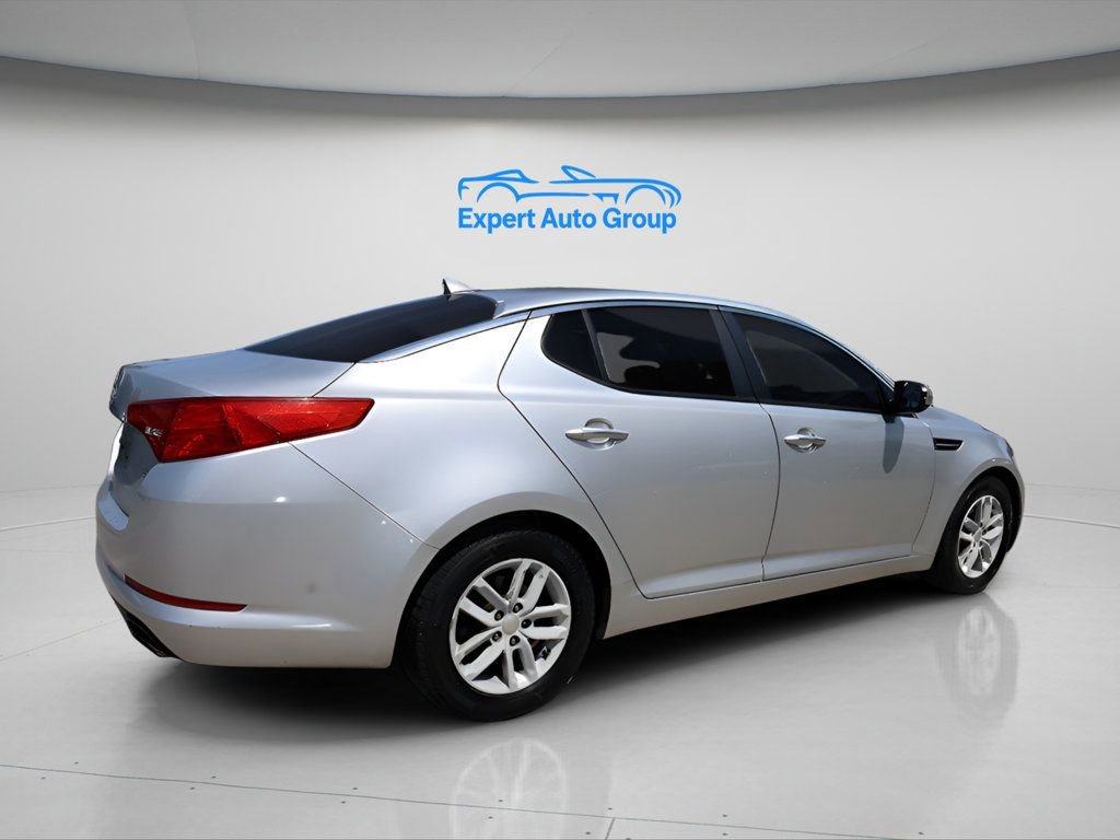 Used 2012 Kia Optima LX w/ Convenience Pkg image 7