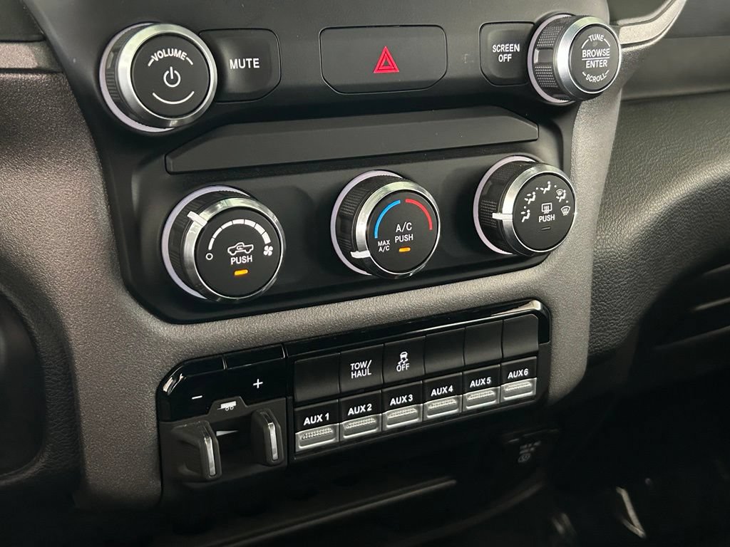 Used 2023 RAM 2500 Tradesman AWD/4WD image 23