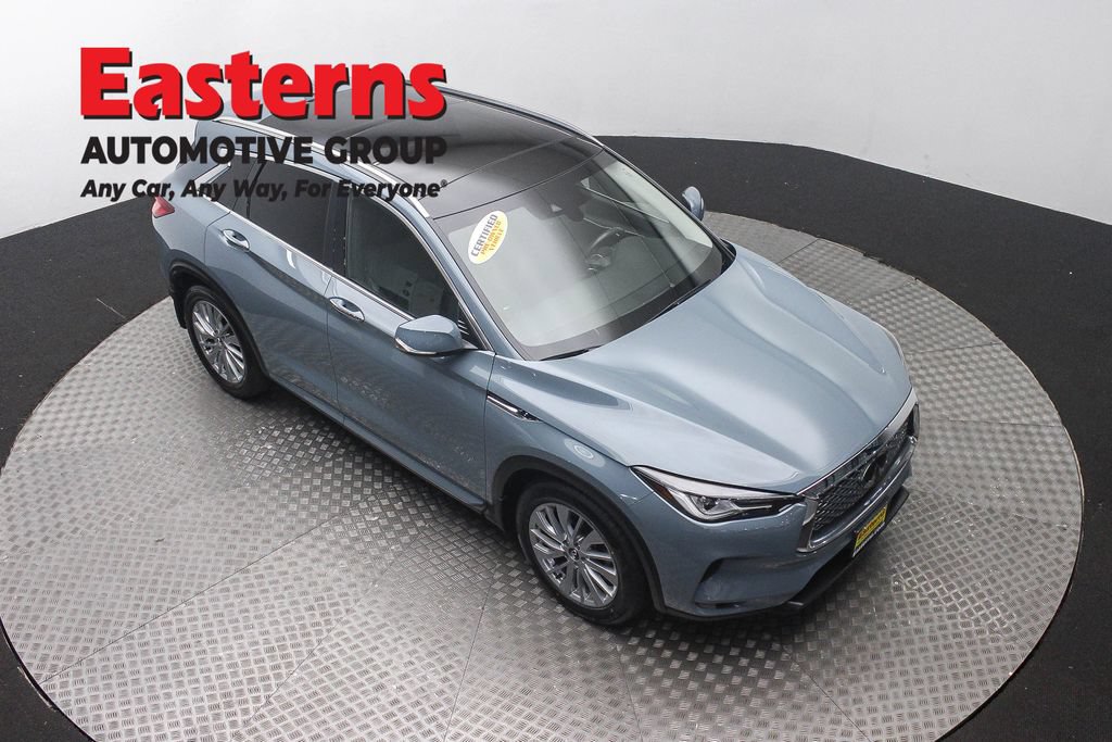 Used 2023 INFINITI QX50 Luxe AWD/4WD image 3