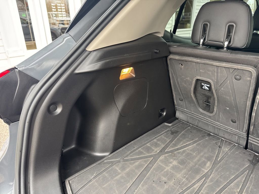 Used 2020 Buick Encore GX Essence w/ Advanced Technology Package image 41