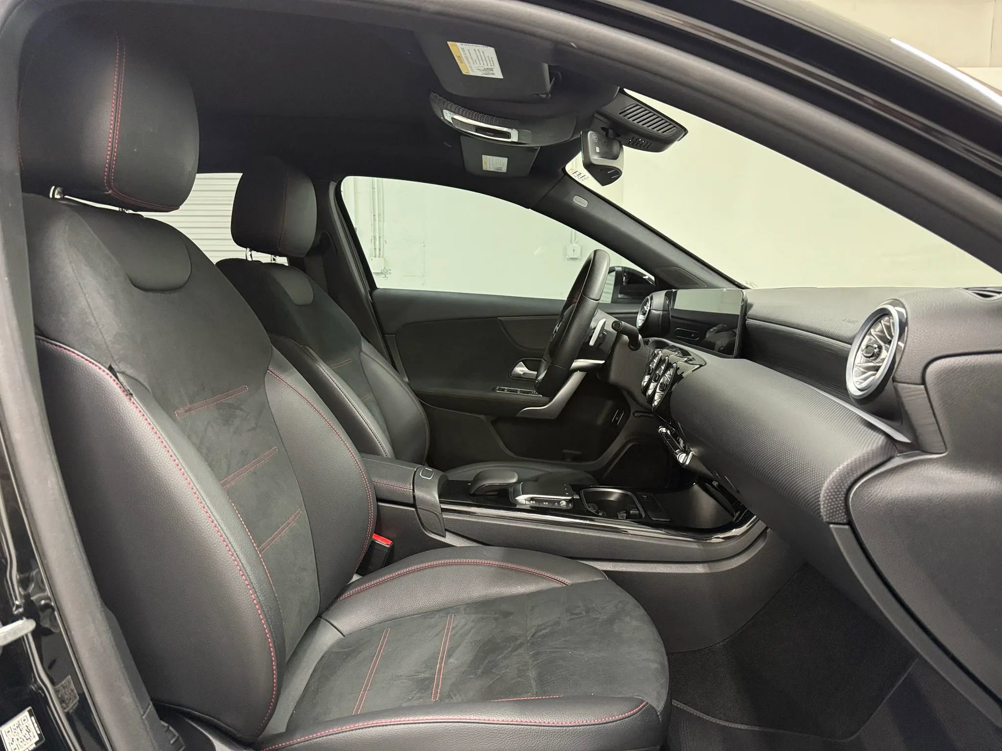 Used 2022 Mercedes-Benz A 220 4MATIC image 11