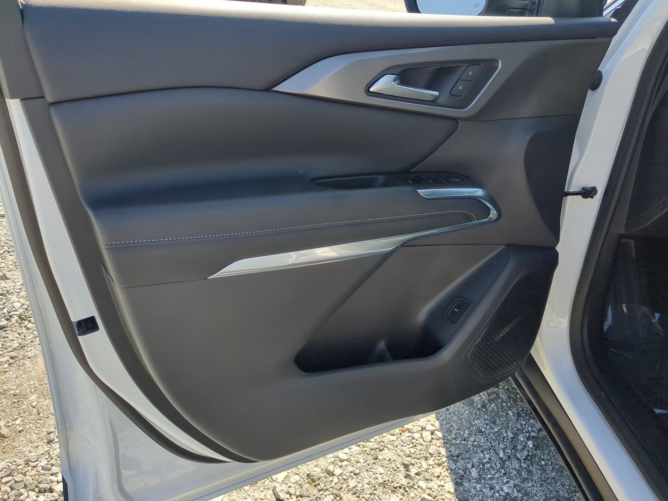Used 2026 Chevrolet Traverse LT AWD/4WD image 14