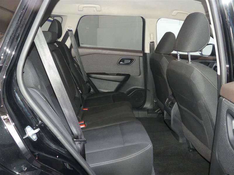 Used 2023 Nissan Rogue S FWD image 28