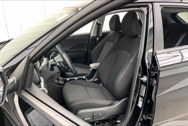 Certified 2024 Hyundai Kona SEL FWD image 8