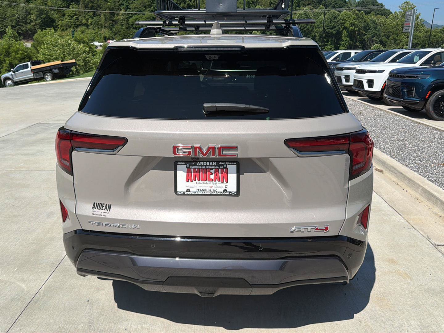 Used 2026 GMC Terrain AT4 w/ Technology Package II AWD/4WD image 4