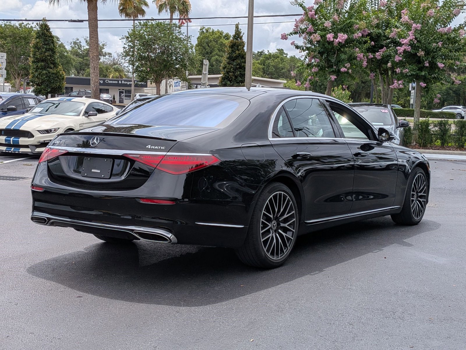 Used 2024 Mercedes-Benz S 500 4MATIC image 8