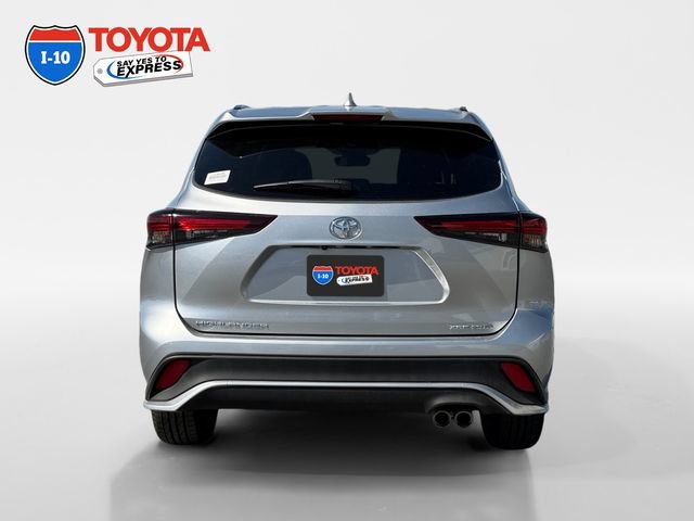 Certified 2025 Toyota Highlander XSE AWD/4WD image 4