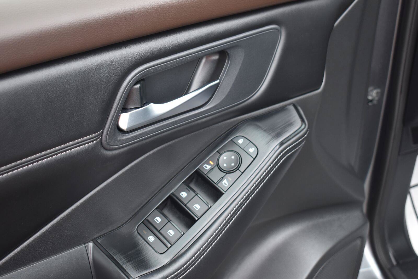 Used 2023 Nissan Rogue SV w/ SV Premium B Package FWD image 20