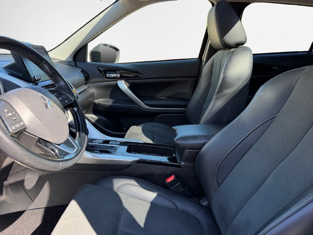 Used 2025 Mitsubishi Eclipse Cross SE AWD/4WD image 12