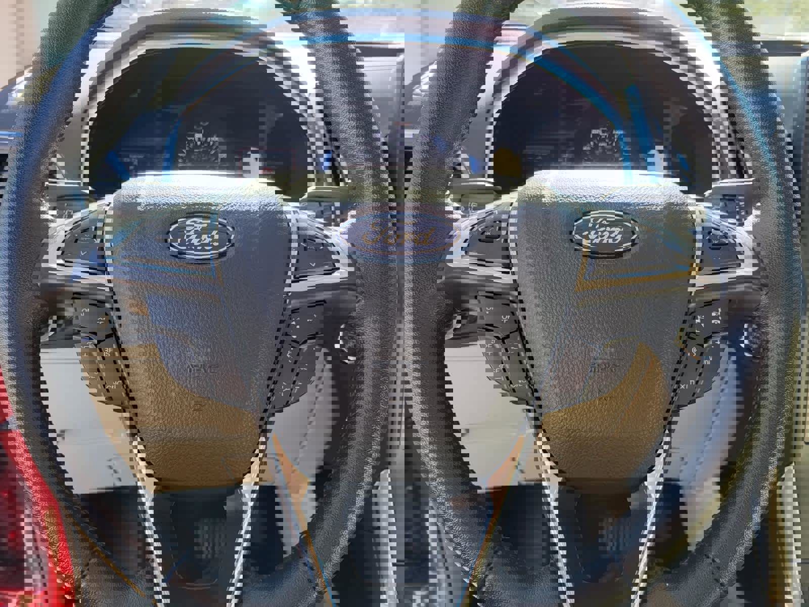 Used 2021 Ford Edge Titanium image 18