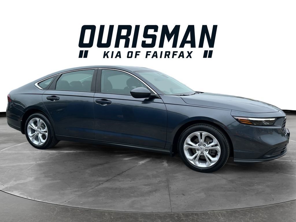 Used 2025 Honda Accord LX image 7