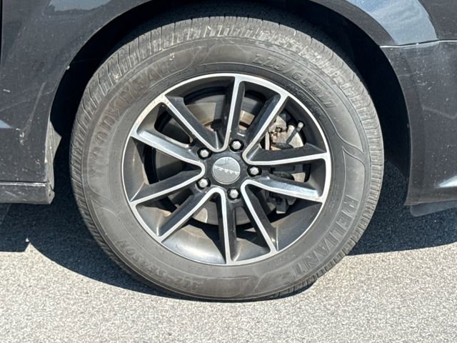Used 2015 Dodge Grand Caravan SE FWD image 11