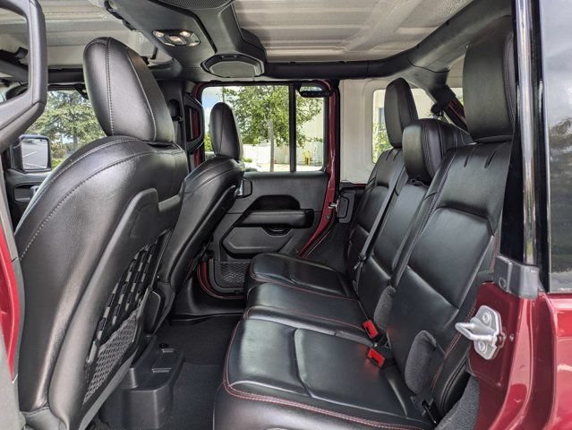Used 2021 Jeep Wrangler Unlimited Rubicon AWD/4WD image 13
