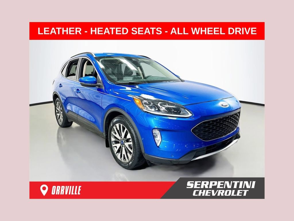 Used 2020 Ford Escape Titanium image 1