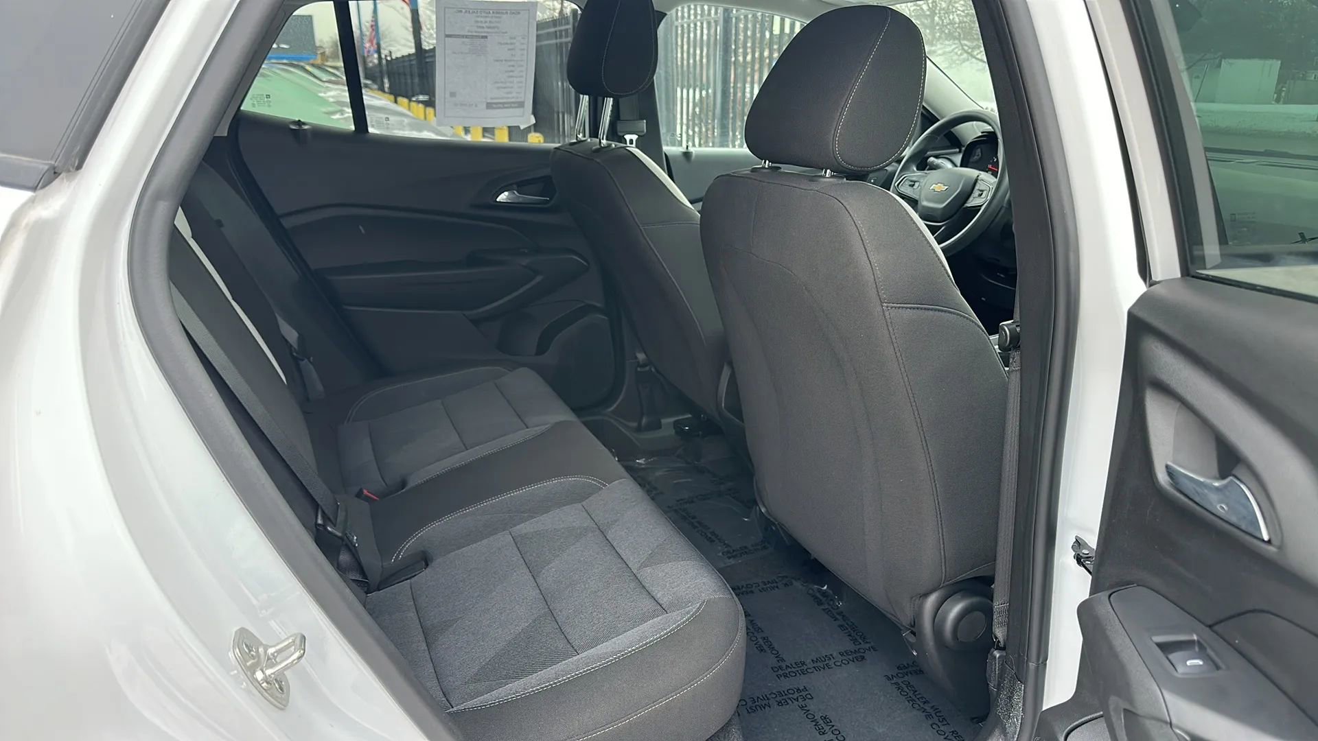 Used 2025 Chevrolet Trax LS image 16