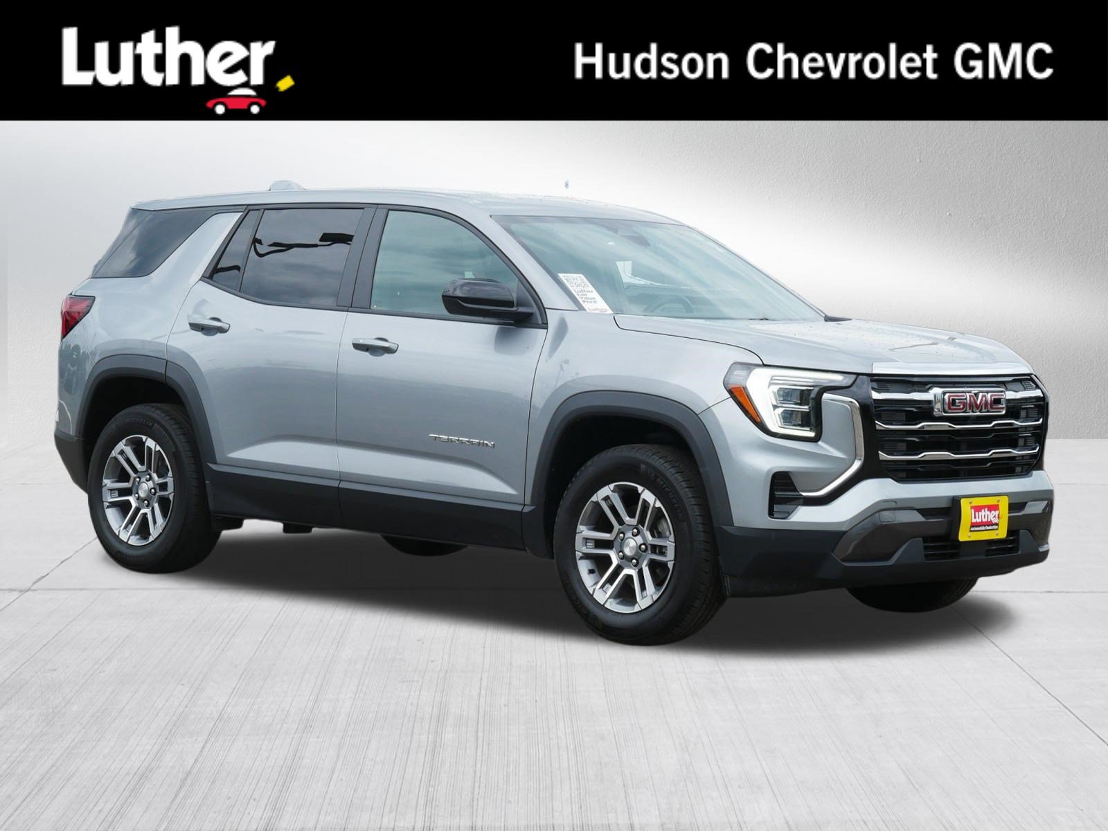 Used 2025 GMC Terrain Elevation