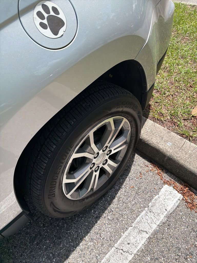 Used 2014 GMC Acadia SLT FWD image 4