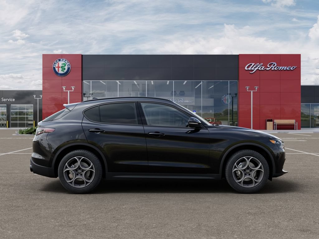 New 2025 Alfa Romeo Stelvio Sprint w/ Convenience Package AWD/4WD image 22