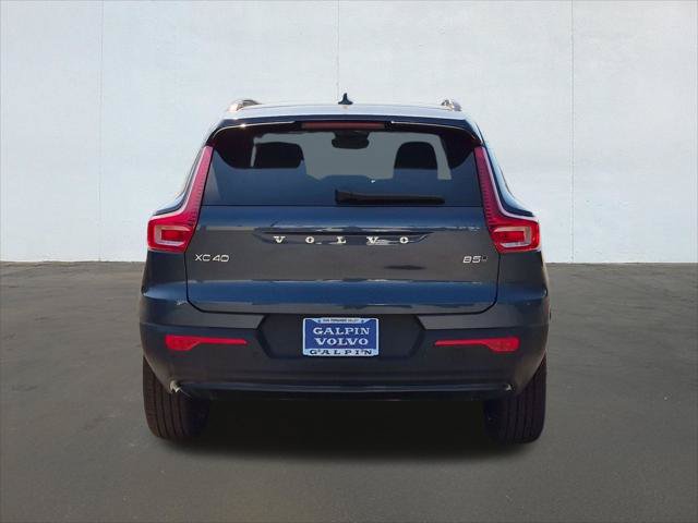 New 2026 Volvo XC40 B5 Plus w/ Protection Package Premier AWD/4WD image 5