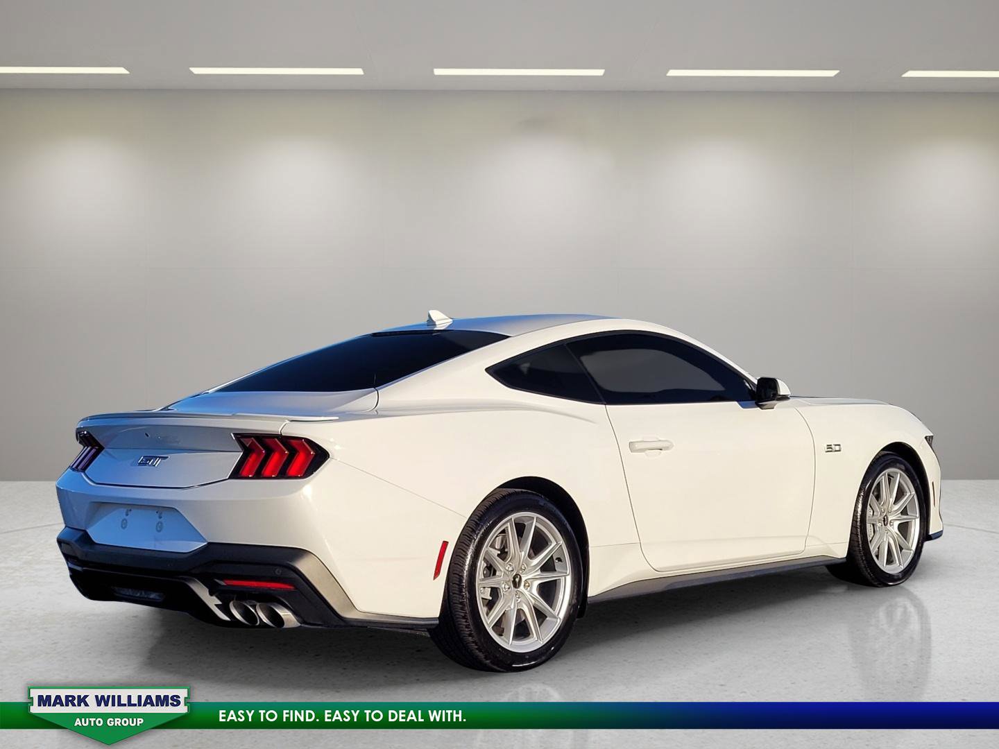Used 2024 Ford Mustang GT Premium image 4
